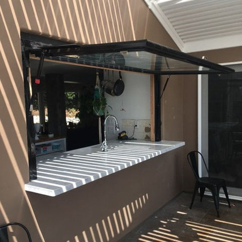 Low maintenance exterior aluminum awning push out flip up gas strut window with energy efficient glass